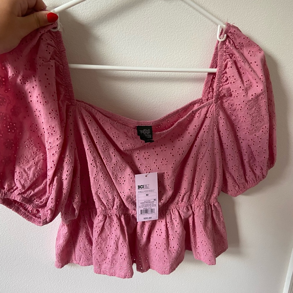 Pink crop tops flowy